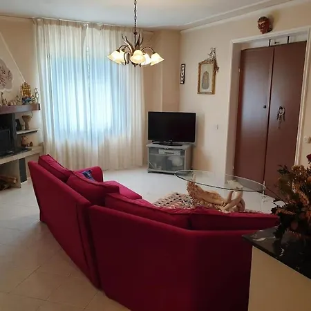 Casciana Terme, Ottimo Panorama Apartment *